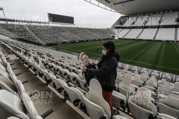 Autorizan en Brasil la presencia de aficionados en los estadios de futbol