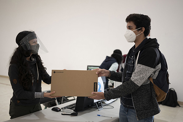 Continúa BUAP programa de Apoyo Tecnológico y de Conectividad en 17 sedes regionales