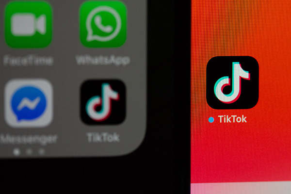 Juez da plazo hasta el viernes a Gobierno de Trump para revocar veto a TikTok