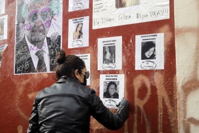 Lucha feminista, con el enemigo en casa