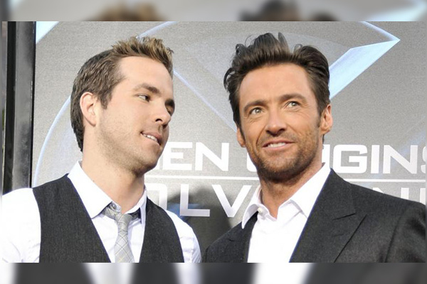 Ryan Reynolds se burla del desnudo de Hugh Jackman para un anuncio