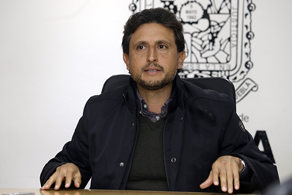 Operación traición: JJ buscará la alcaldía por el PES
