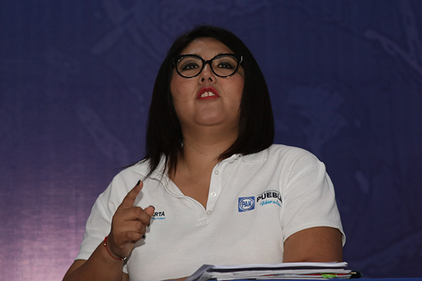 Genoveva y otros panistas han tenido vínculos con presuntos huachicoleros