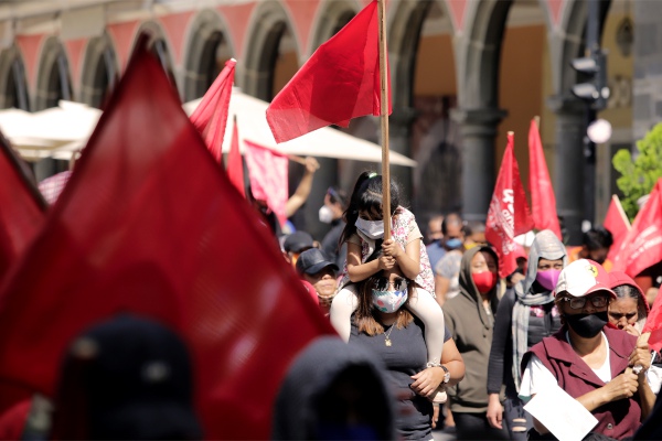 Sumarse a causa feminista, otra marrullería de Antorcha Campesina