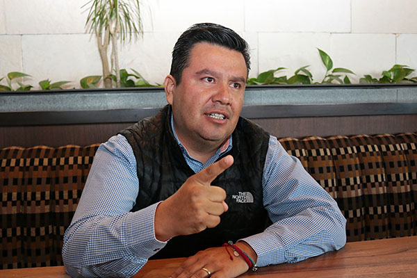 Manzanilla ya no tiene cabida en el PAN: Zaldívar