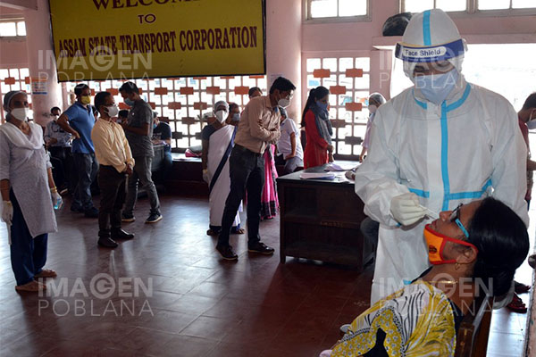 India detecta 72,000 casos del covid-19 en un día y el total supera 6.7 millones
