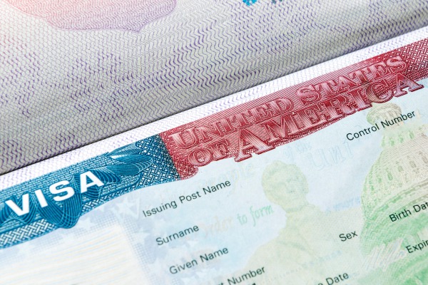 Restricciones a visas de trabajo en EU afectarán empleos de tecnología