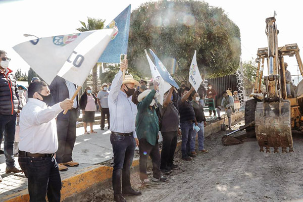Gobierno de Atlixco inicia rehabilitación de validad en San Isidro Huilotepec