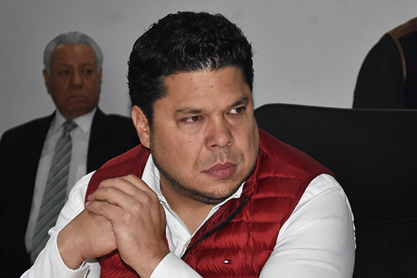 Pugna de Morena proyecta a Biestro como leal de AMLO
