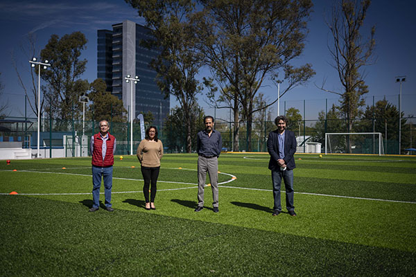 Inaugura Esparza cancha de futbol 7 del Complejo Deportivo Universitario de la BUAP