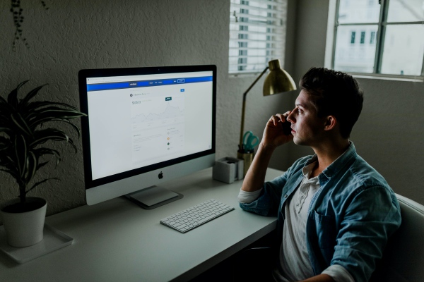 Cómo deben mejorar los negocios la experiencia digital del cliente