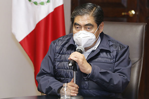 Exigirá Barbosa investigación por bebé hallado vivo en el mortuorio del IMSS
