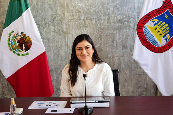 Claudia Rivera expone acciones inclusivas en foro de Ciudades Globales