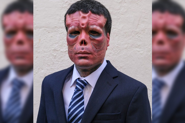 Hombre se somete a cirugías para convertirse en Cráneo Rojo, villano del Capitán América
