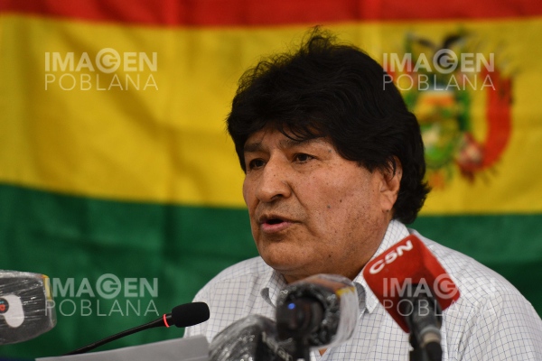 Evo Morales abandona Argentina rumbo a Venezuela