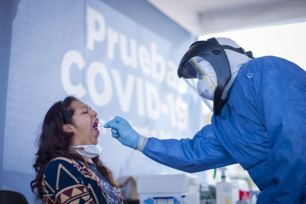 Investigadores BUAP proponen filtrado aleatorio para reducir contagios de COVID-19