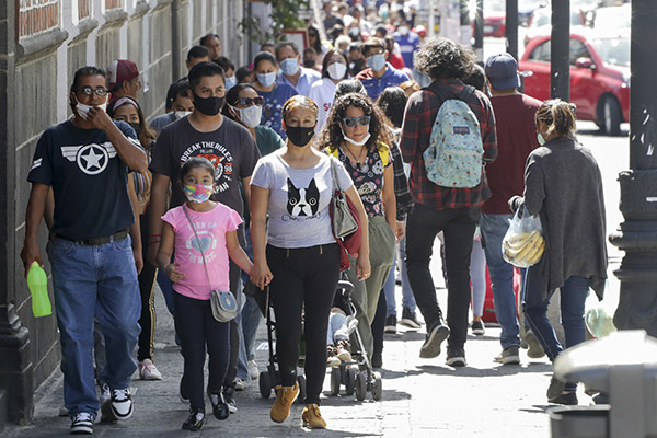 Sociedad mexicana pide a gritos toques de queda