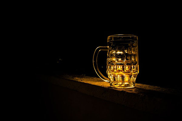 Cardiólogos revelan cuánto alcohol puedes tomar al día sin tener problemas con el corazón