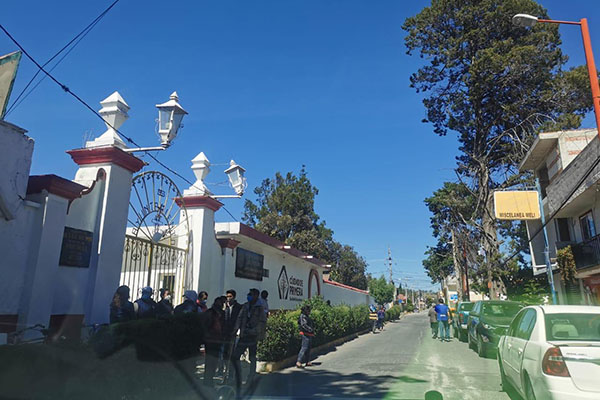 Reporta Gobierno de Texmelucan operativo en panteones con saldo blanco