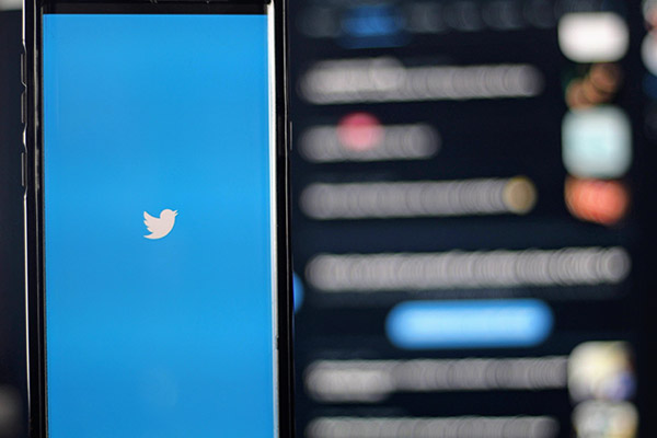 Twitter marca 3 publicaciones de Trump sobre las elecciones como engañosas