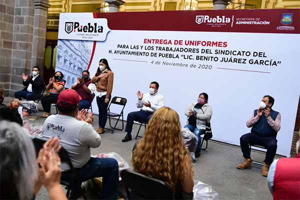 Personal sindicalizado del Ayuntamiento recibe uniformes y artículos de protección