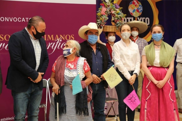 Atlixco entrega estímulos a Tesoros Humanos Vivos y Tesoros Humanos Vivos Honoríficos