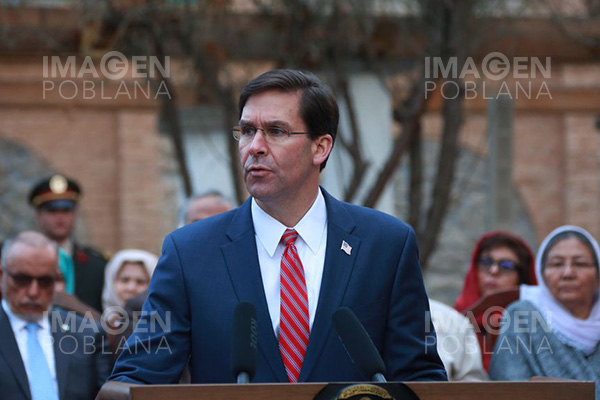 Trump destituye a secretario de Defensa Mark Esper