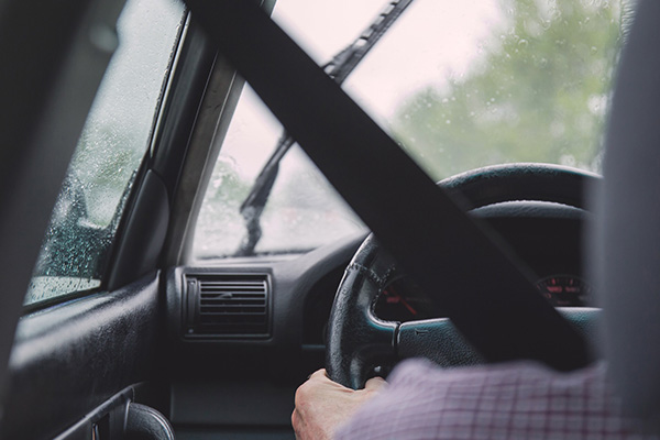 Las zonas de tu auto más expuestas al COVID-19 que debes desinfectar