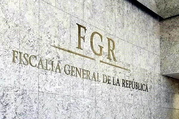 FGR acusa a exlegisladores del PAN y el PRI por repartir sobornos; figura Anaya Cortés