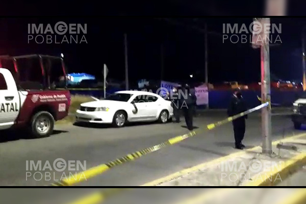 Abandonan cadáver con mensaje frente al Cereso