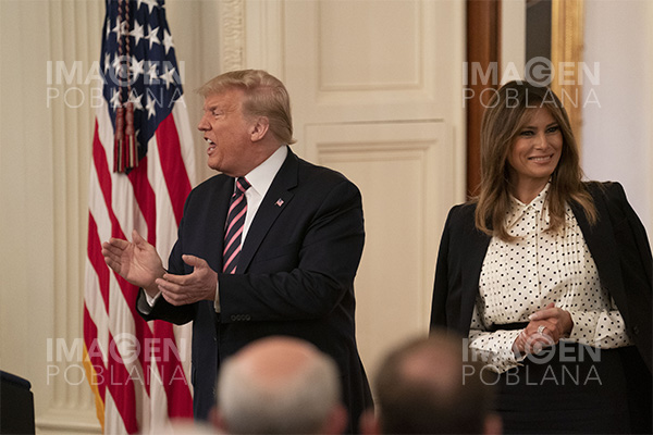 ¿Tensión entre Trump y Melania? Lo que revelan sus gestos