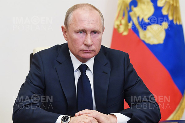 Putin afirma que sigue sin felicitar a Biden solo por motivos formales
