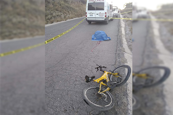 Hombre atropella y mata a un niño; conducía ebrio y distraído con el celular