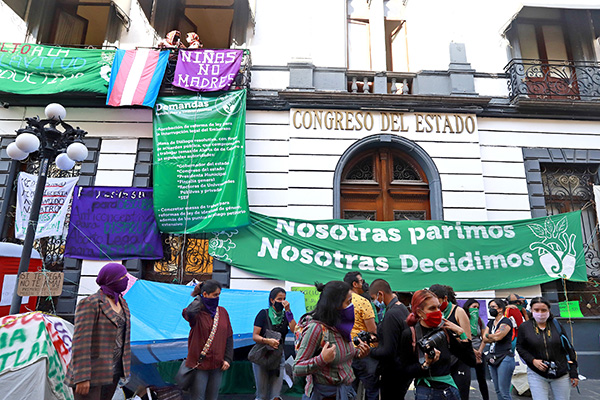 Despenalización del aborto, motivo de confrontación: Barbosa