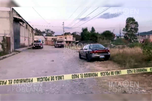 Localizan cadáver al fondo de una barranca