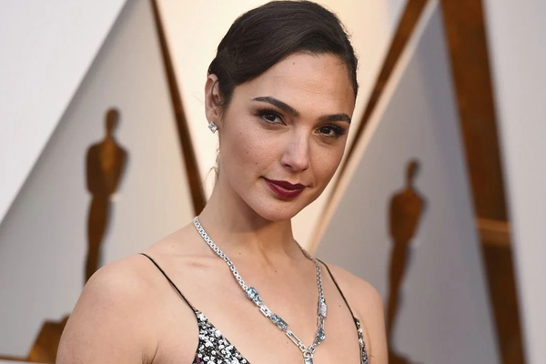 Gal Gadot se convertirá en espía estilo James Bond