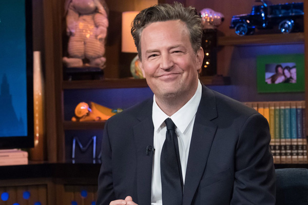 Matthew Perry mandaba a comprar drogas a su exnovia estando embarazada