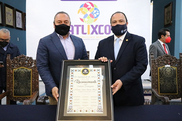 Cabildo de Atlixco reconoce como Visitante Distinguido a embajador de Guatemala