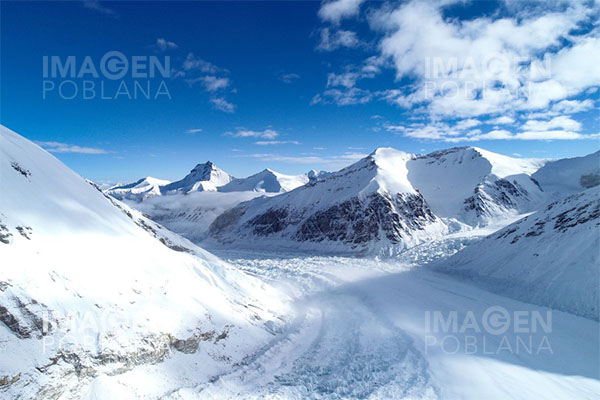 China y Nepal anuncian nueva altura de monte Qomolangma: 8,848 metros