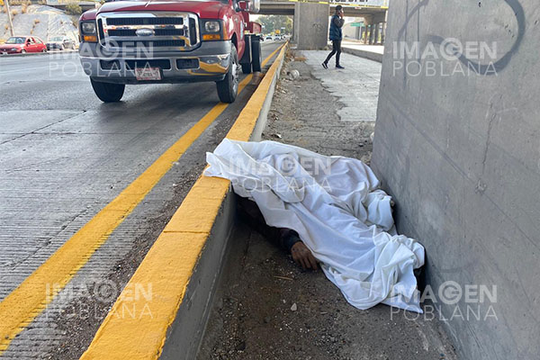 Automovilista huye tras atropellar y matar a un hombre