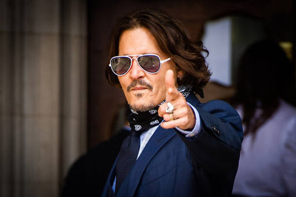 Johnny Depp y otras estrellas con mala fama