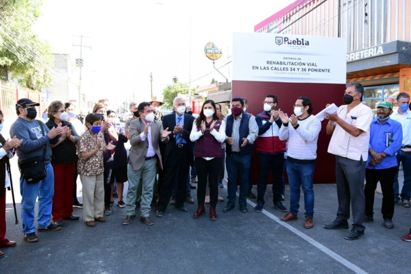 Ayuntamiento de Puebla rehabilita vialidades en zona de la CAPU