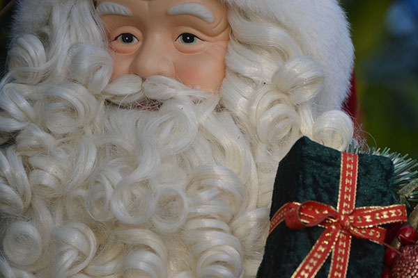 La barba de Santa Claus, potencial “nido” de coronavirus