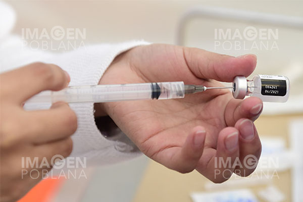 Un caso de reacción alérgica en un sanitario vacunado contra el COVID-19