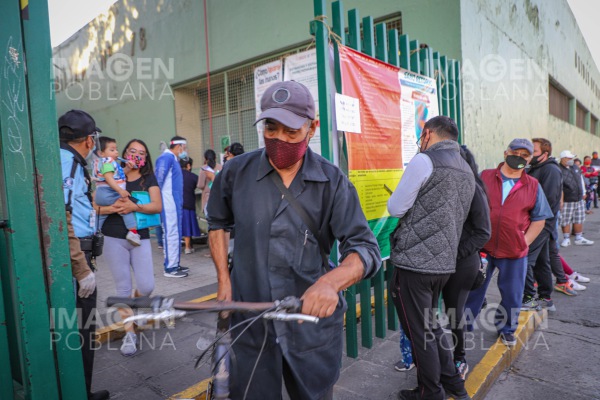 Cuatro de cada diez mexicanos han perdido un ser querido por la pandemia