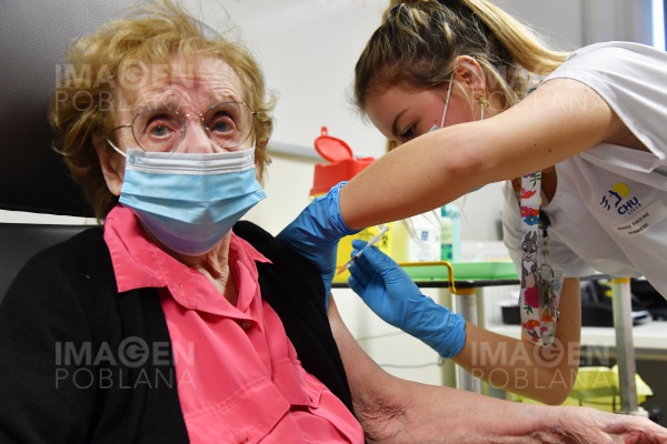 Francia supera los 65,000 decesos por coronavirus