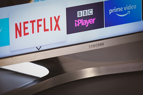 Plataformas de streaming son los principales gastos hormiga de los millennials