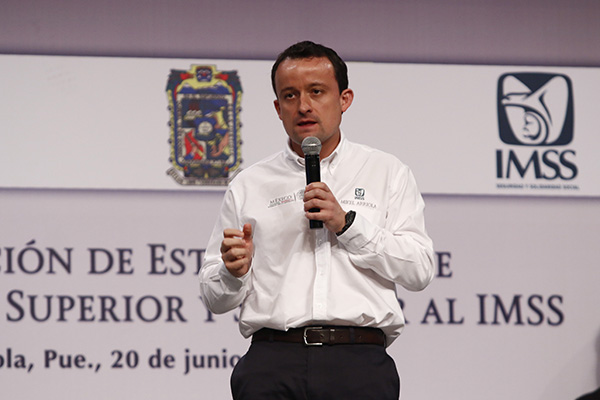 Mikel Arriola, el político de medio pelo que hoy lidera la Liga MX
