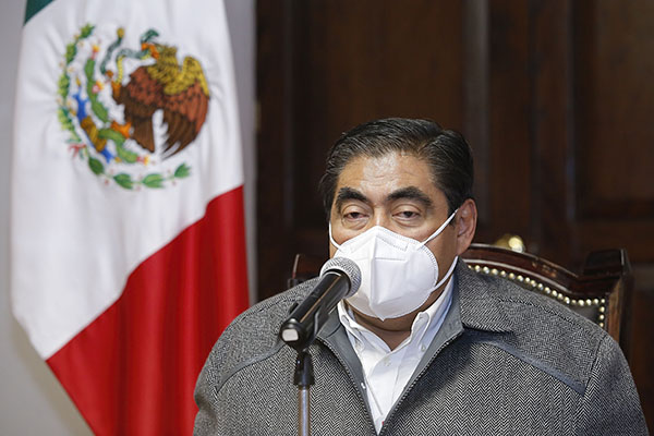 Con política social, gobierno enfrentará consecuencias de la pandemia: Barbosa