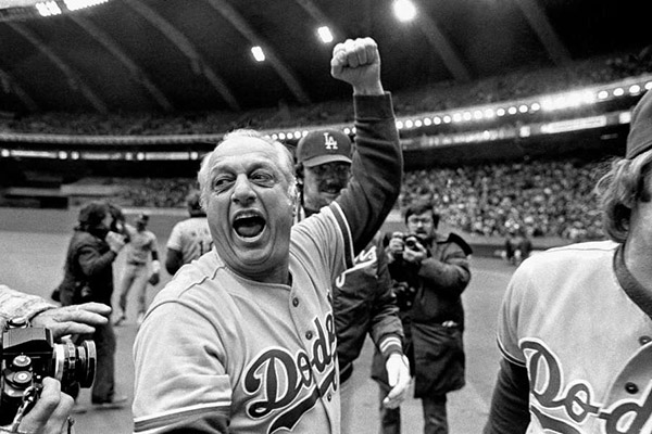 Adiós a una leyenda del béisbol: fallece Tommy Lasorda, exmánager de los Dodgers